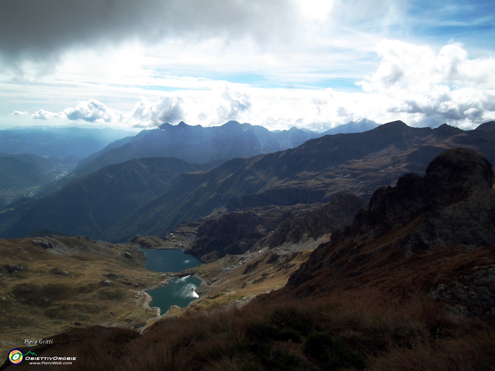 26 verso i Laghi della Valgoglio.JPG